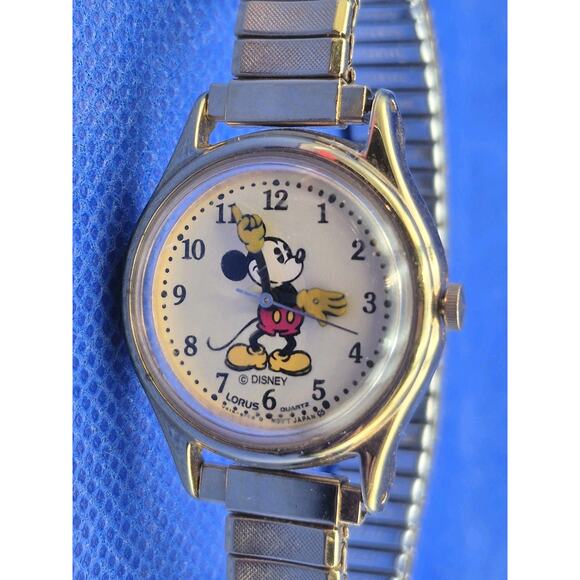 Vtg Disney Lorus Quartz MICKEY MOUSE Ladies Watch 6" Goldtone Band w/New Battery - Picture 11 of 11